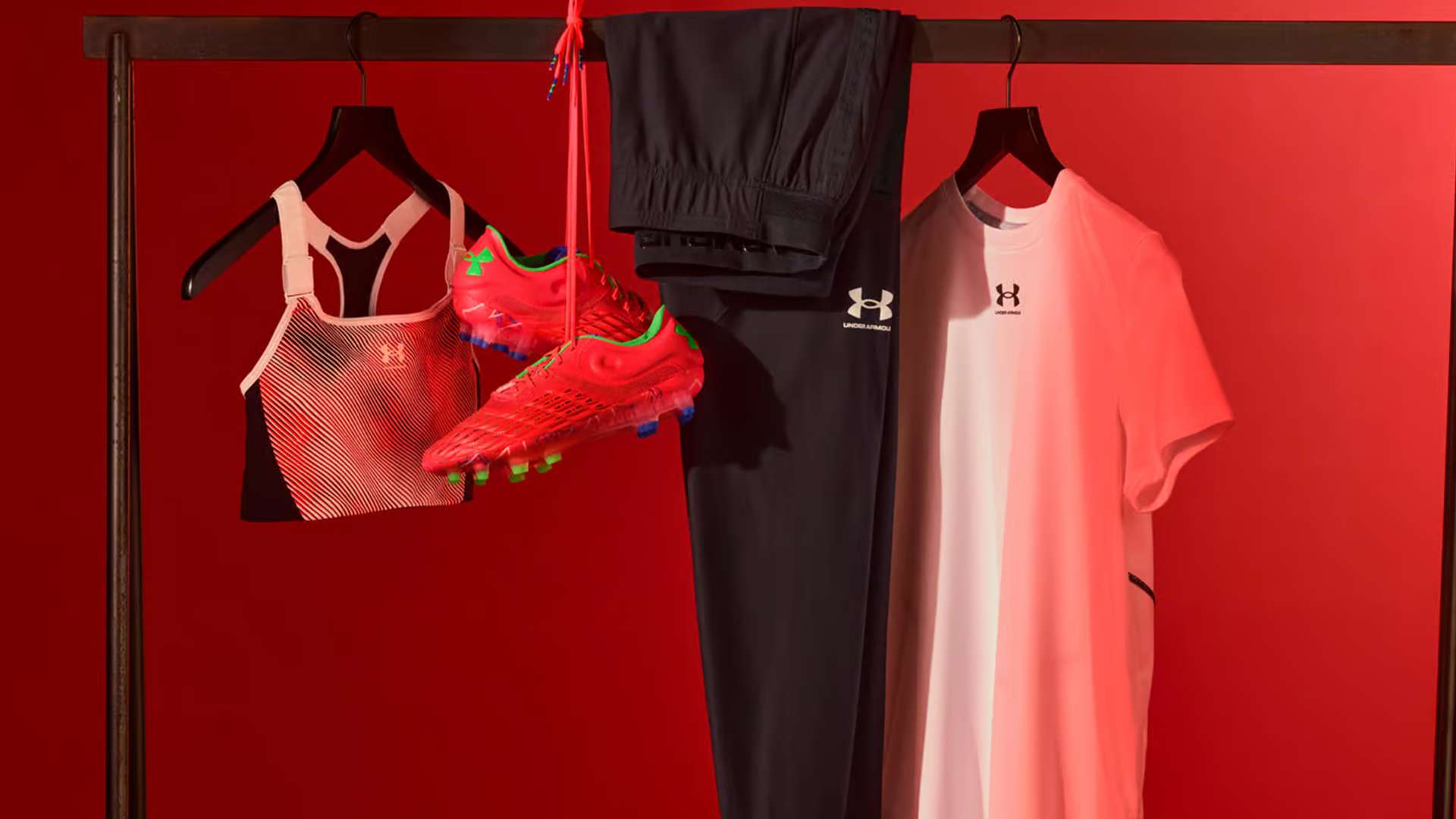 小蜘蛛鼓励自己放下过去成就全力以赴迎接新赛季挑战